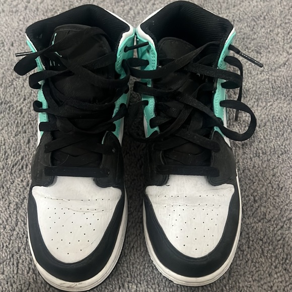 Nike Air Jordan 1 Y6 - Picture 2 of 6